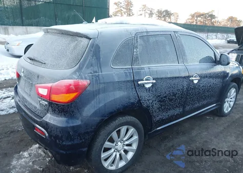 2011 Mitsubishi Outlander Sport Se z USA, uszkodzony, nr VIN JA4AP4AU8BZ001723